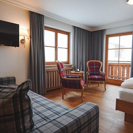 Hotel Acerina Superior 莱赫阿尔贝格 外观 照片
